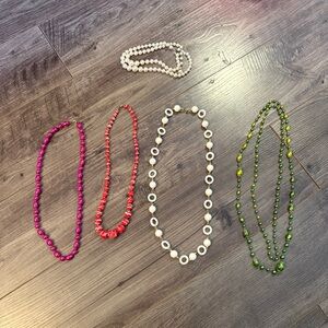 Vintage beaded necklace lot